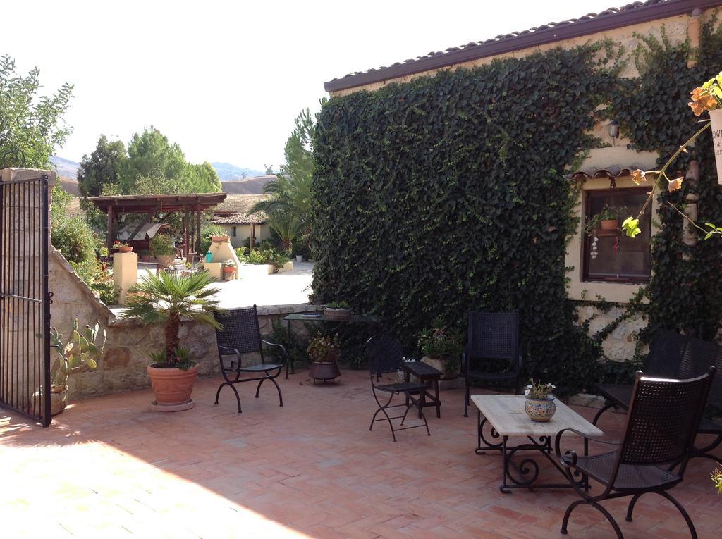 Agriturismo Casalicchio Cammarata Ngoại thất bức ảnh